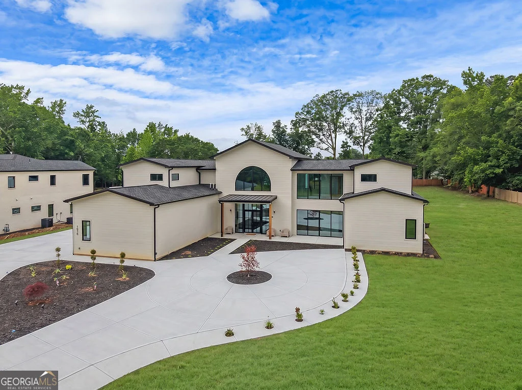 1530 W Sandtown Road SW