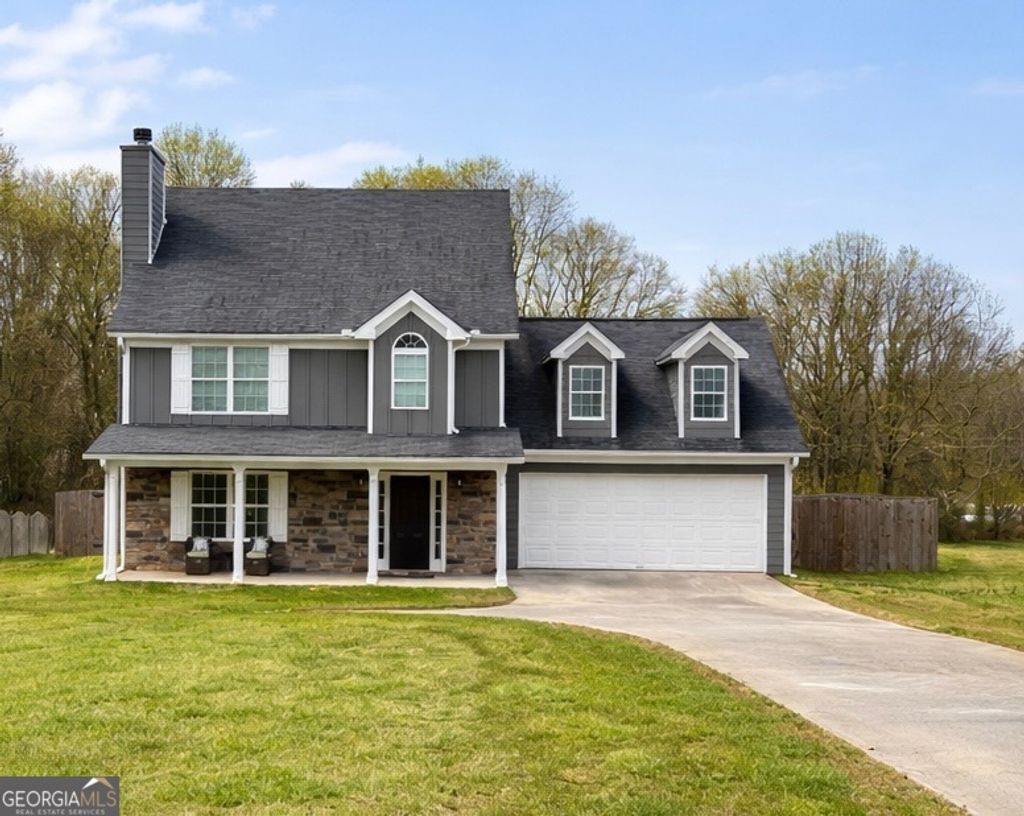 Photo of 8233 Mountain Glen Drive, Clermont, GA 30527 (MLS # 10777786)