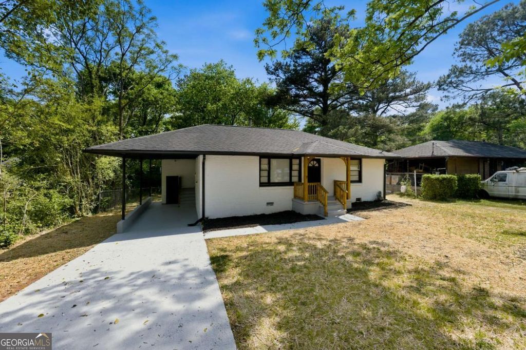 Photo of 445 Carey Drive SE, Atlanta, GA 30315 (MLS # 10742155)