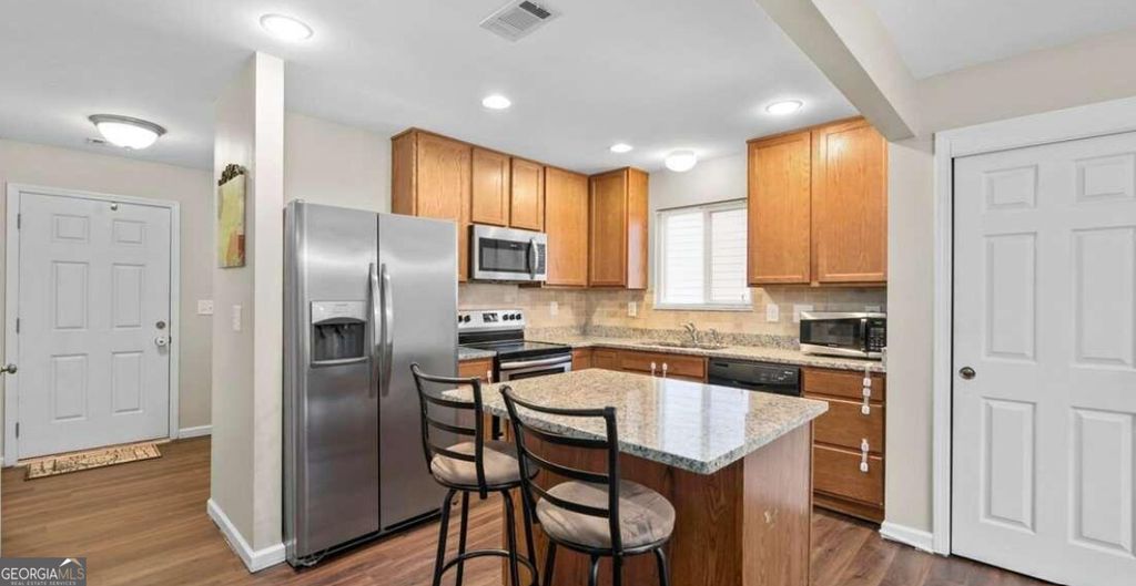 Photo of 1677 Shire Village Drive, Sugar Hill, GA 30518 (MLS # 10704510)