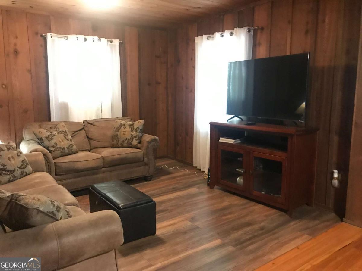 166 Mountain Top DR