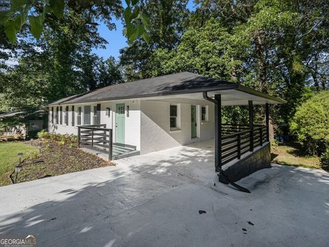 Single Family Residence in Atlanta GA 623 Montevista Street 3.jpg