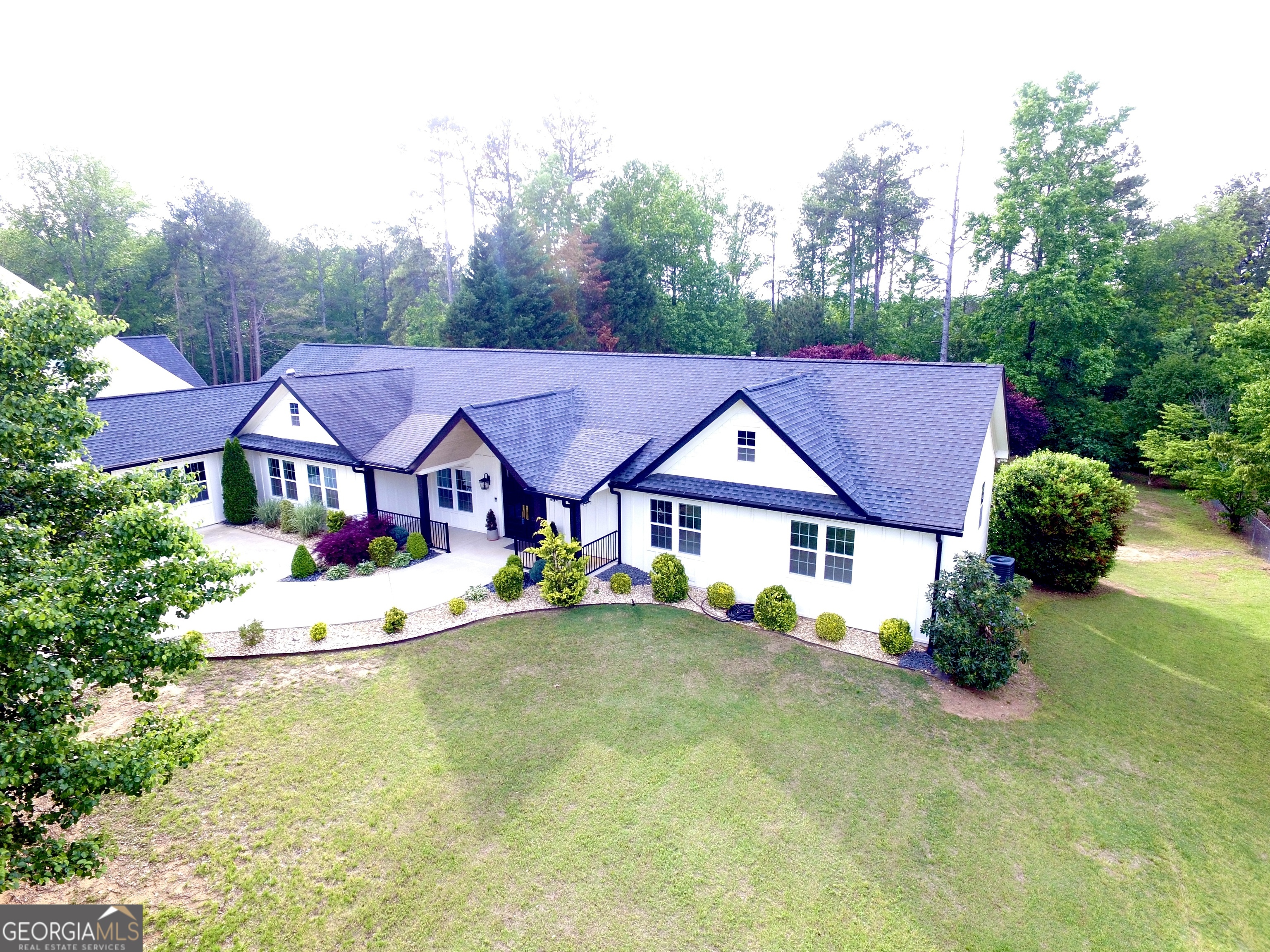 3550 N Bogan RD