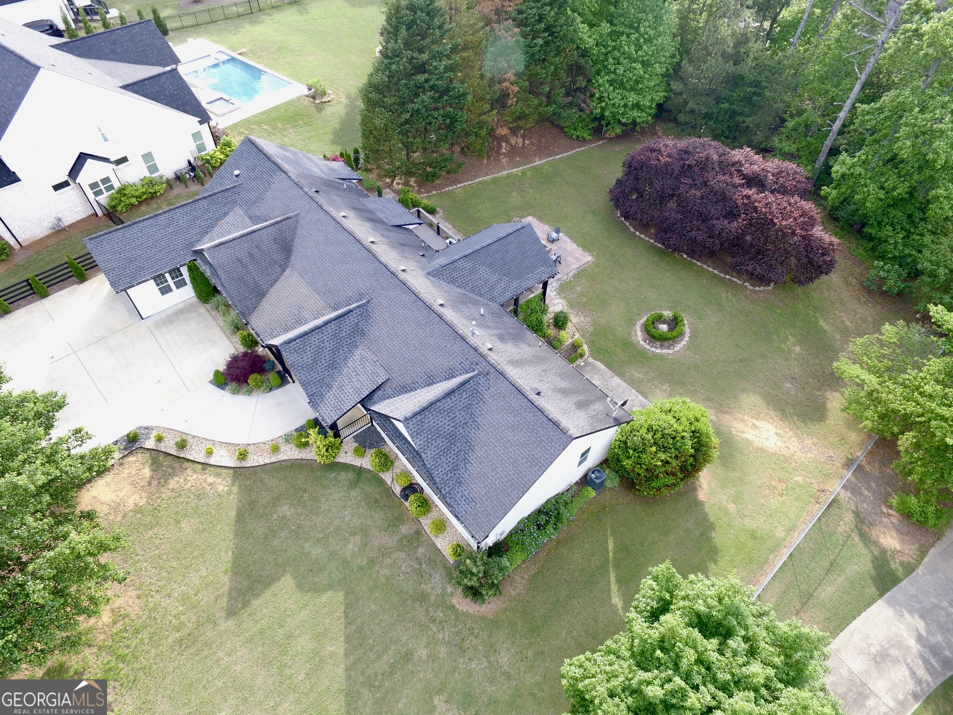 3550 N Bogan RD