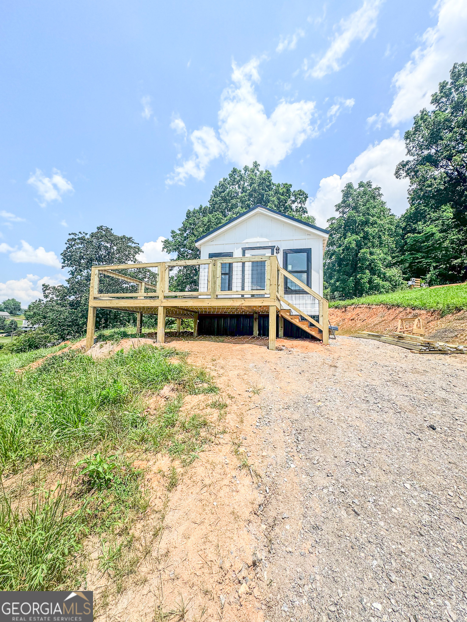 527 Saunders Rd. Lot #4