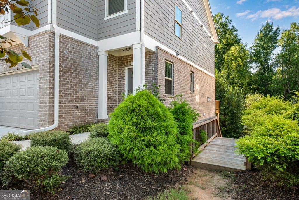 Photo of 113 Maple Creek Way, Woodstock, GA 30188 (MLS # 10851418)