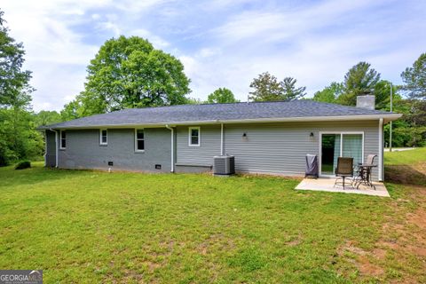 A home in Toccoa