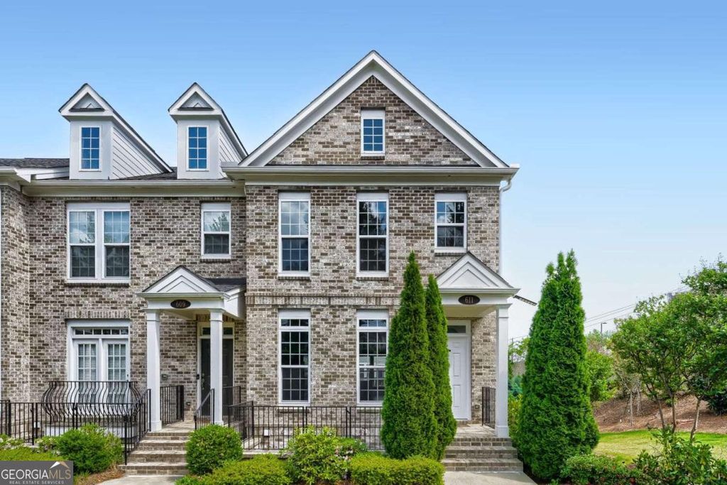 Photo of 611 Hanlon Way, Alpharetta, GA 30009 (MLS # 10737415)