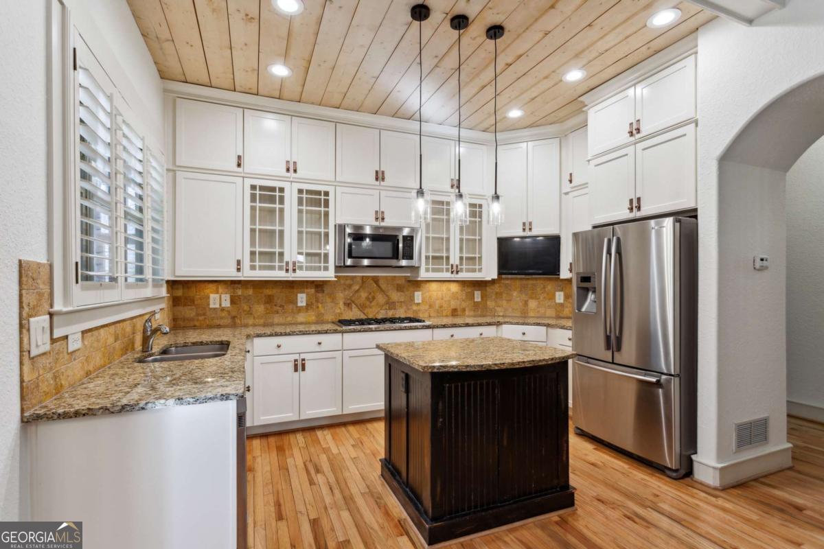 Enclave at Laura Creek - Residential