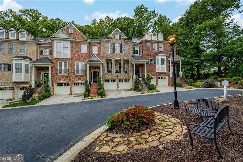 Sandy Springs, Georgia 30328, United States, 3 Bedrooms Bedrooms, ,4 BathroomsBathrooms,Residential,Active,7726