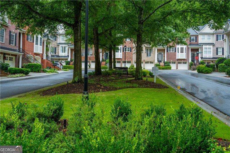 Sandy Springs, Georgia 30328, United States, 3 Bedrooms Bedrooms, ,4 BathroomsBathrooms,Residential,Active,7726