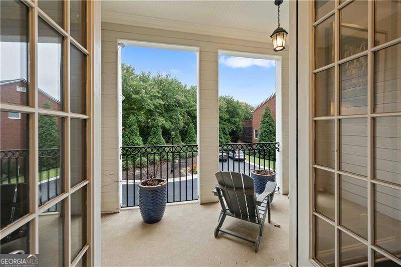 Sandy Springs, Georgia 30328, United States, 3 Bedrooms Bedrooms, ,4 BathroomsBathrooms,Residential,Active,7726