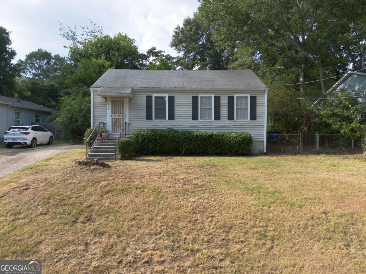 1383 Almont Drive SW