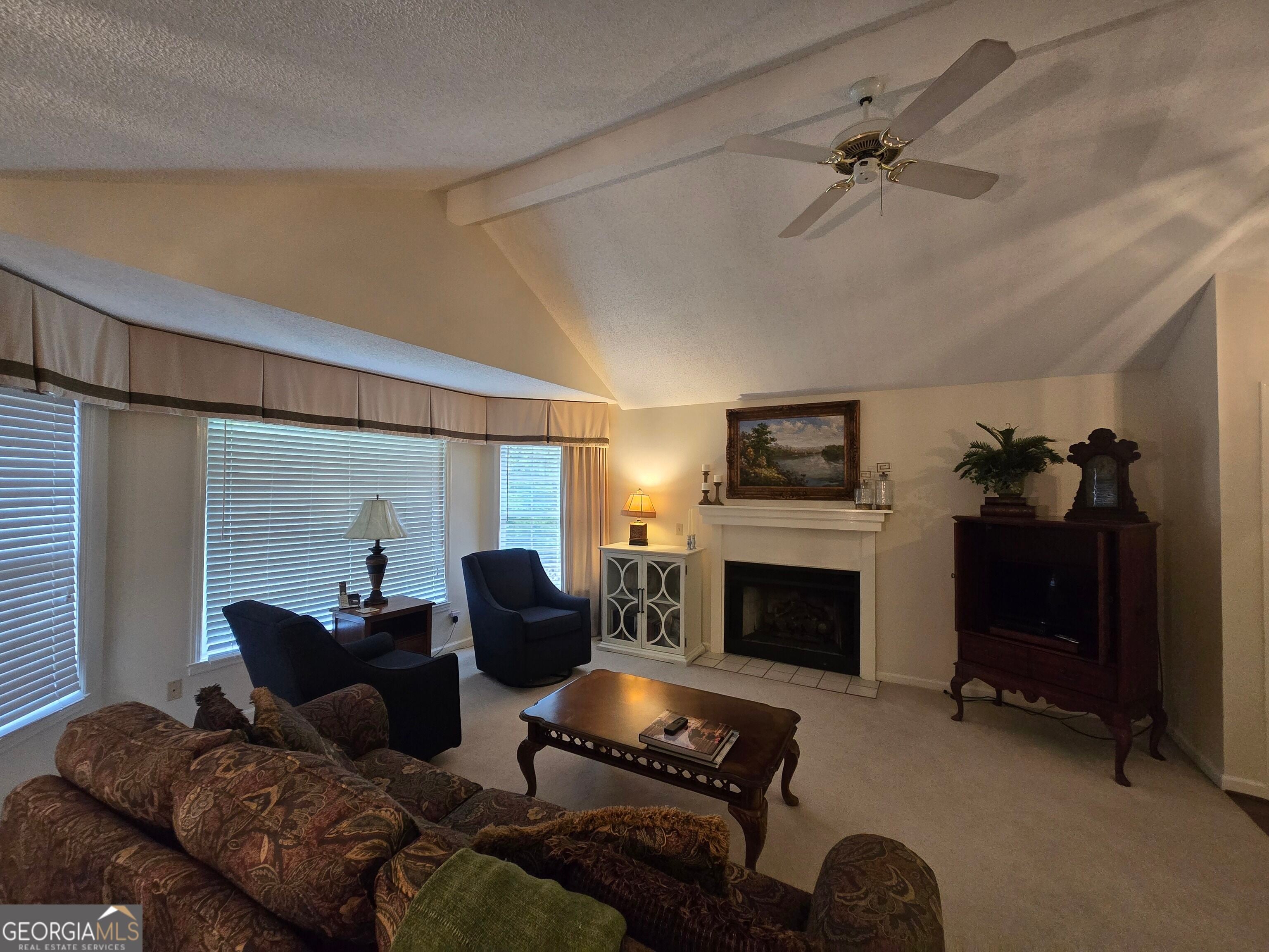 206 Echo LN