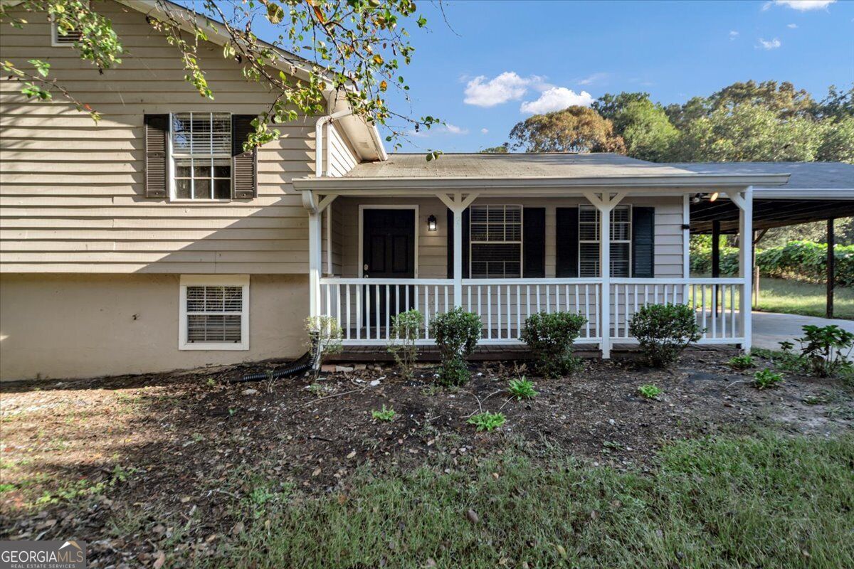 1066 Dogwood RD SW