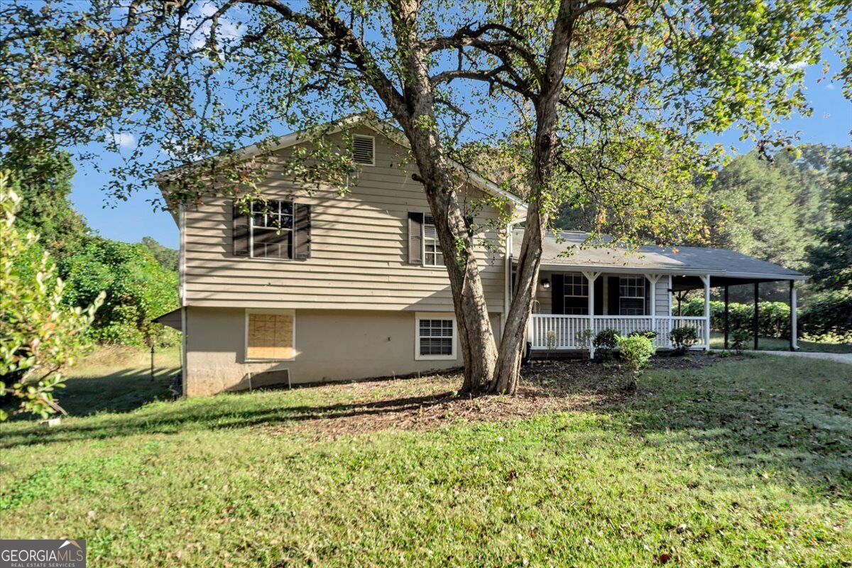1066 Dogwood RD SW