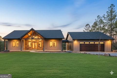 2468 Twisted Oak RD Talking Rock GA 30175