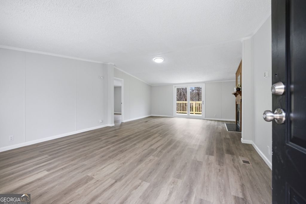 Photo of 221 Friar Tuck Trail N, Murrayville, GA 30564 (MLS # 10721474)