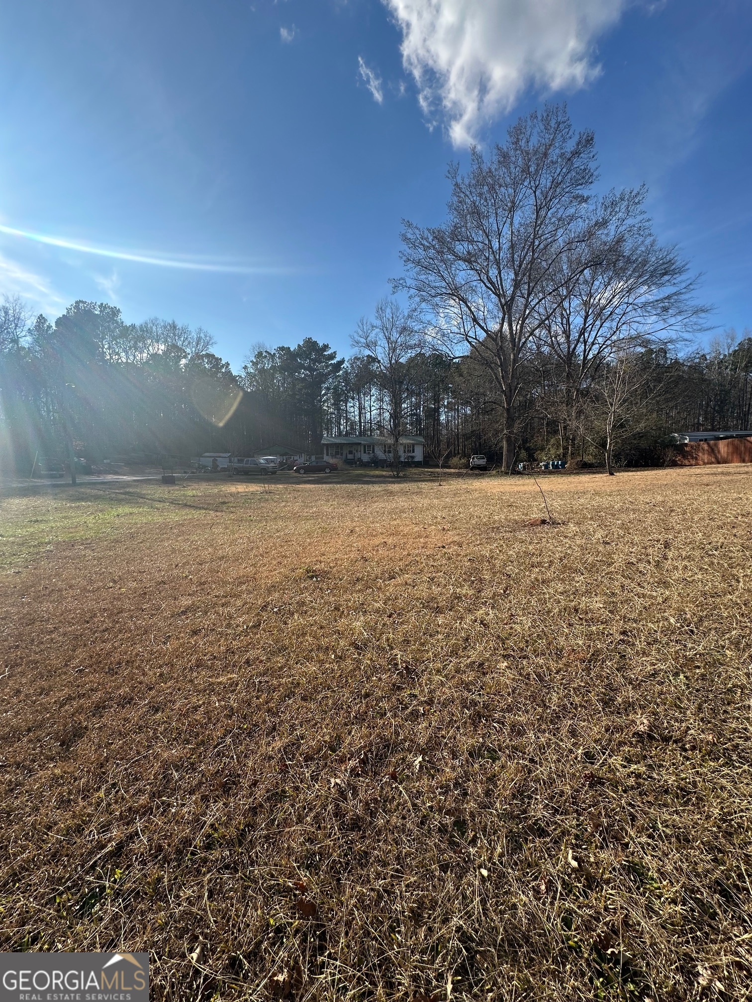 320 W Grantville RD