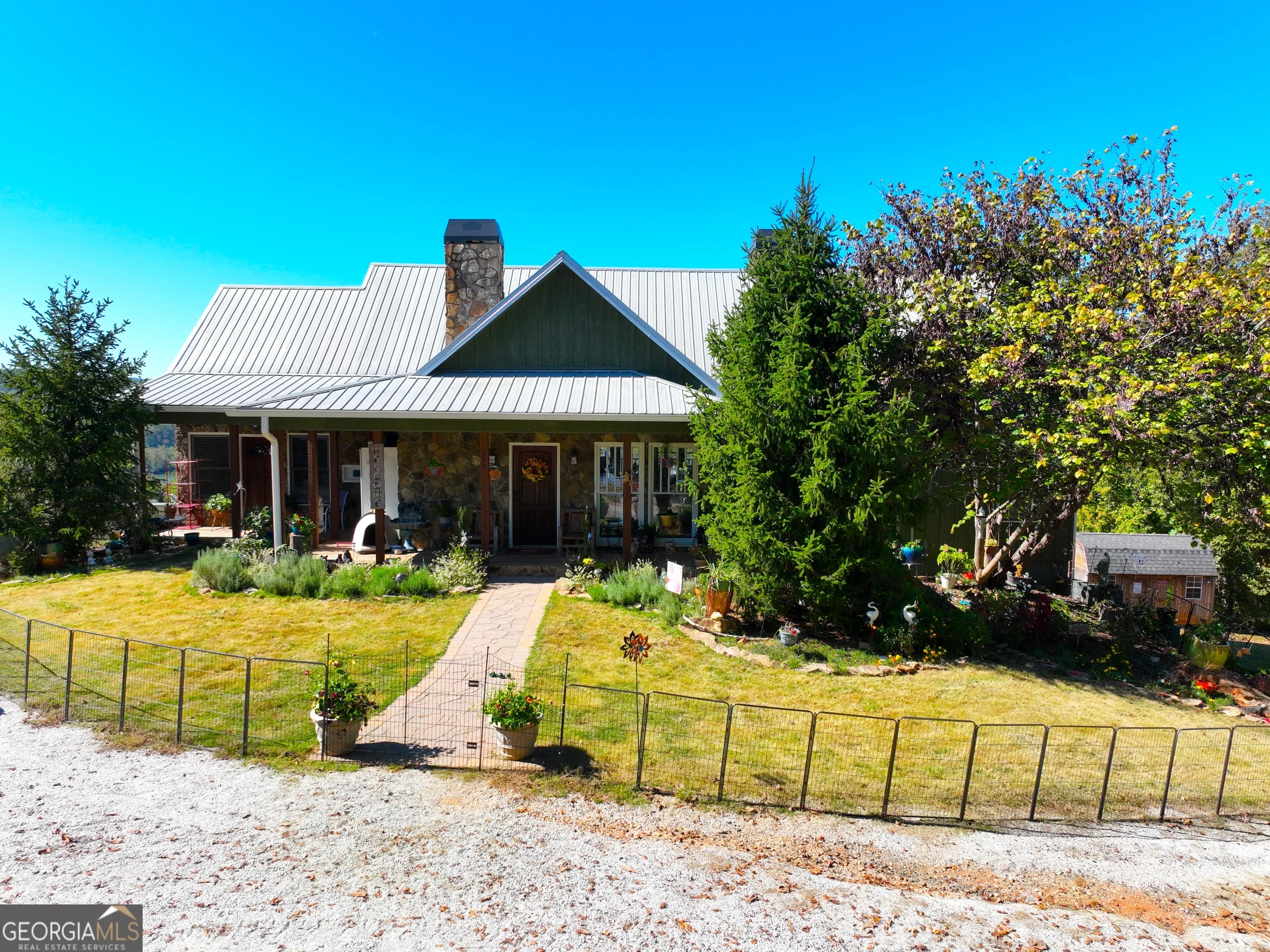 284 River Road