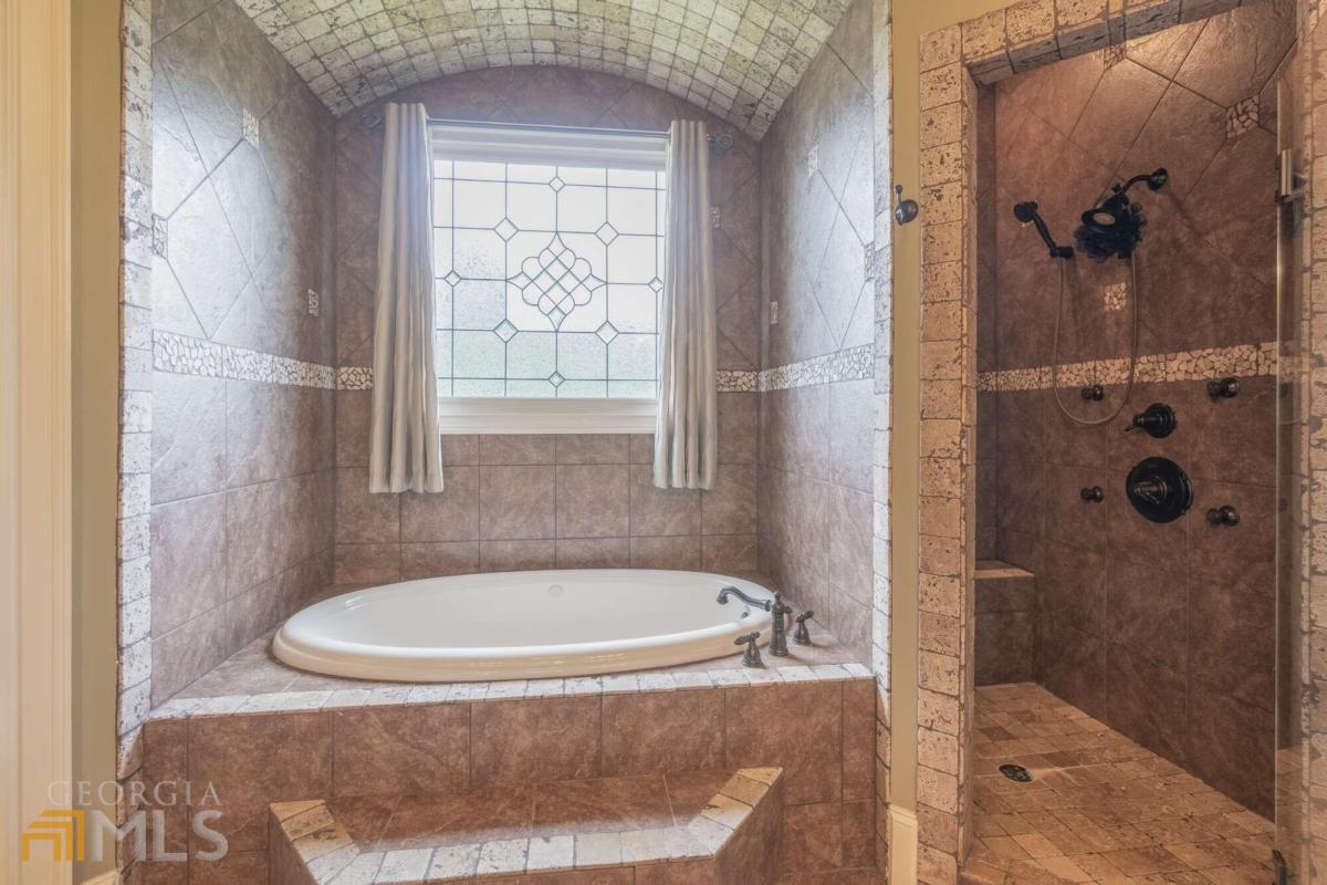 STONEGATE AT IVY CREEK - Residential