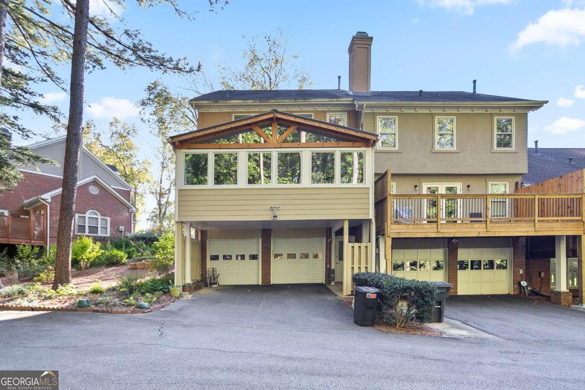 Hamptons Of Olde Towne - Residential