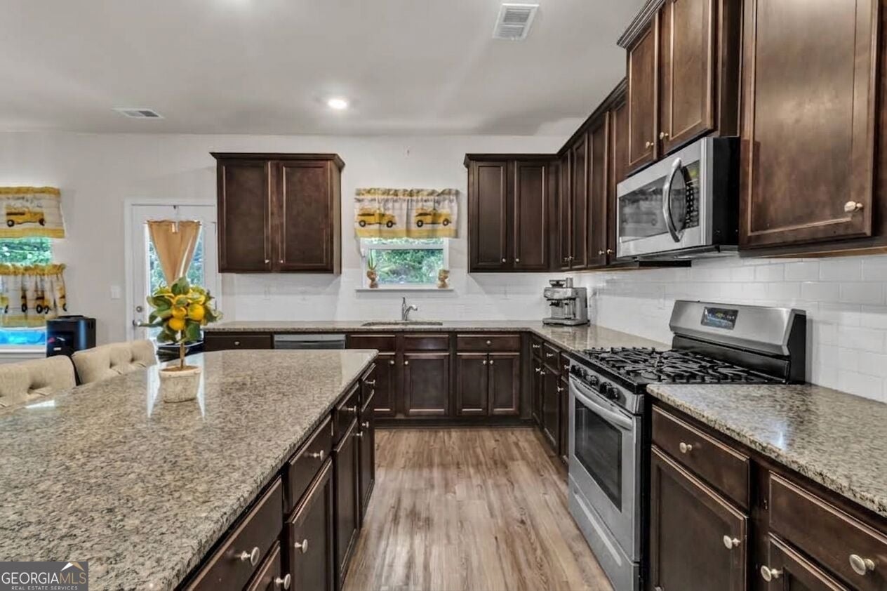 105 Westbury DR