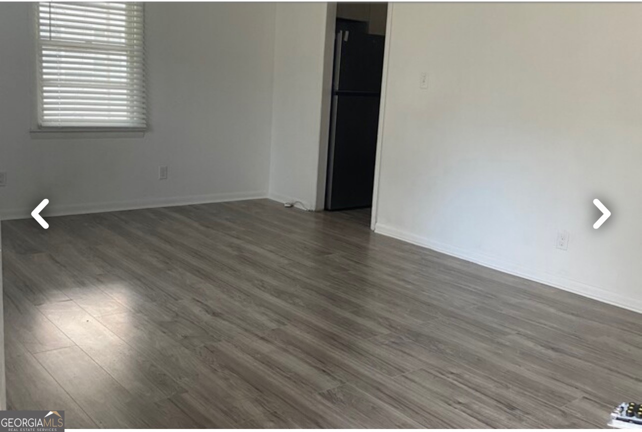 329 Manor DR