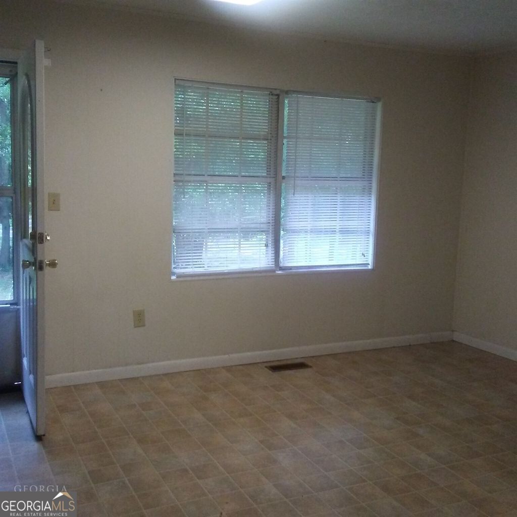 Photo of 237 Thrasher Street, Bowersville, GA 30516 (MLS # 10687169)