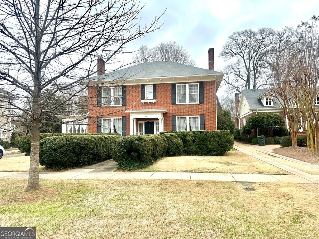 Photo of 550 S Hill St, Griffin, GA 30224 (MLS # 10694727)