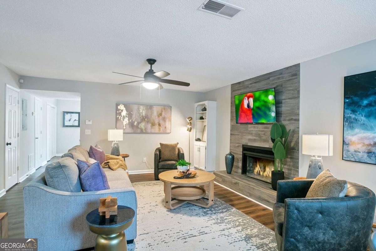 Coopers Creek - Residential Lease