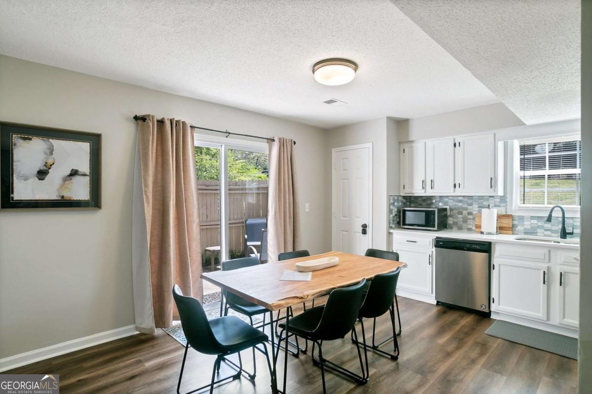 Coopers Creek - Residential Lease