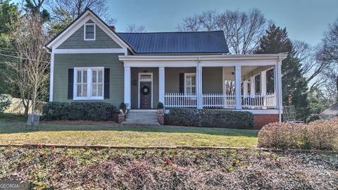 Photo of 416 E 9th Street SE, Rome, GA 30161 (MLS # 10688340)