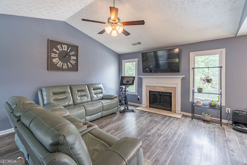 Photo of 322 Royal Oaks Drive, Winder, GA 30680 (MLS # 10774279)