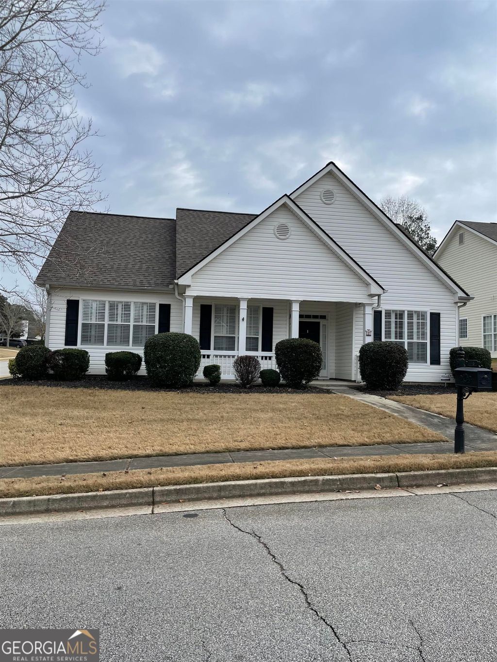 Photo of 96 High Point North Drive, Newnan, GA 30265 (MLS # 10683847)