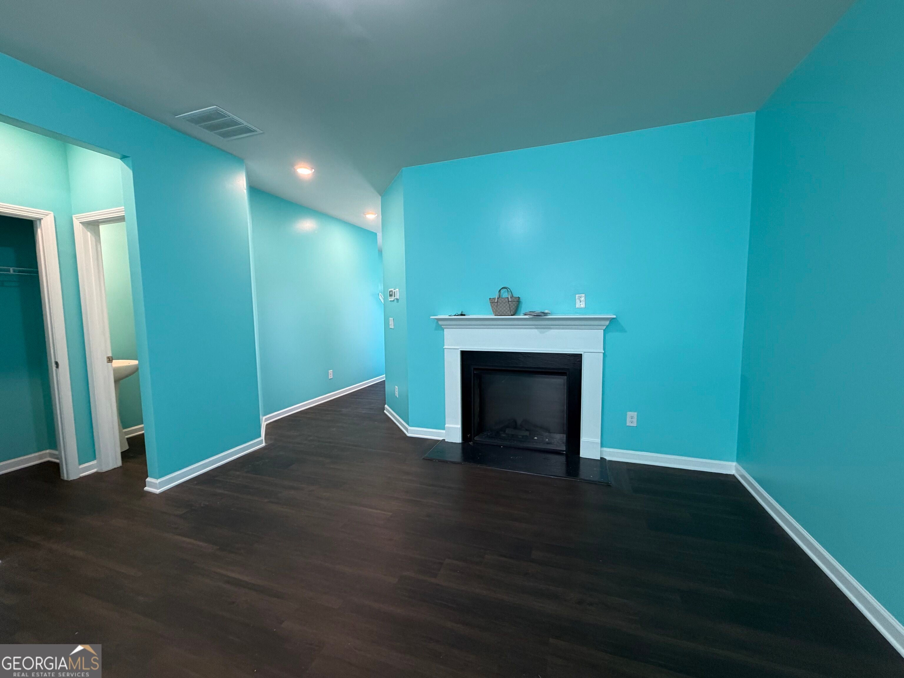 85 Chastain CIR