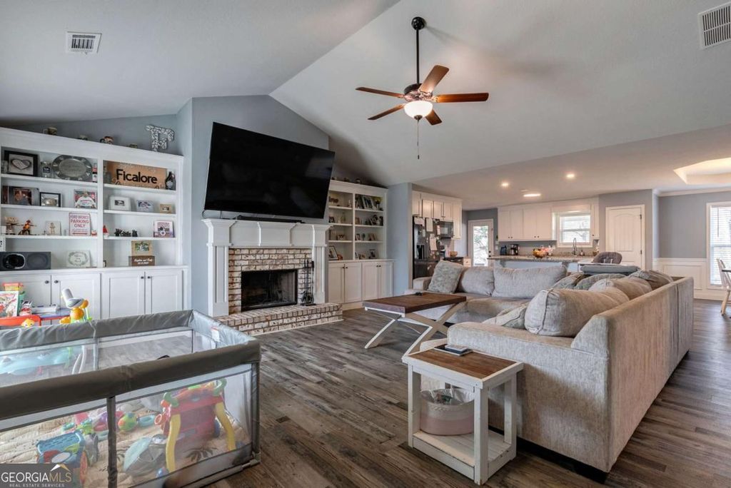 Photo of 293 Oxmoor Clos, Winterville, GA 30683 (MLS # 10674499)