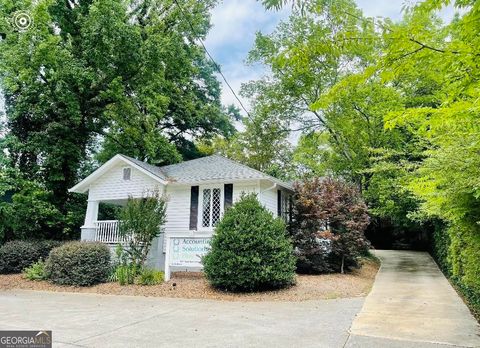 Photo of 1101 E 2nd Avenue, Rome, GA 30161 (MLS # 20157866)