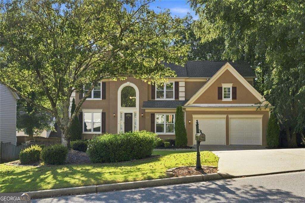 425 Fairford LN
