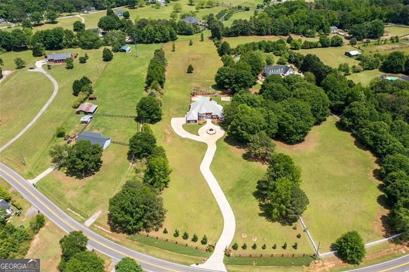 3030 Berry RD