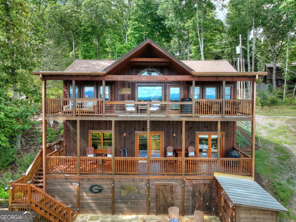 411 Highland CIR