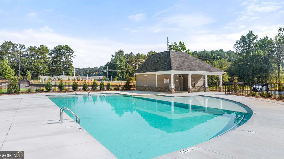 1317 Aura LN