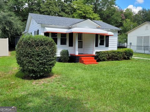 A home in Cochran