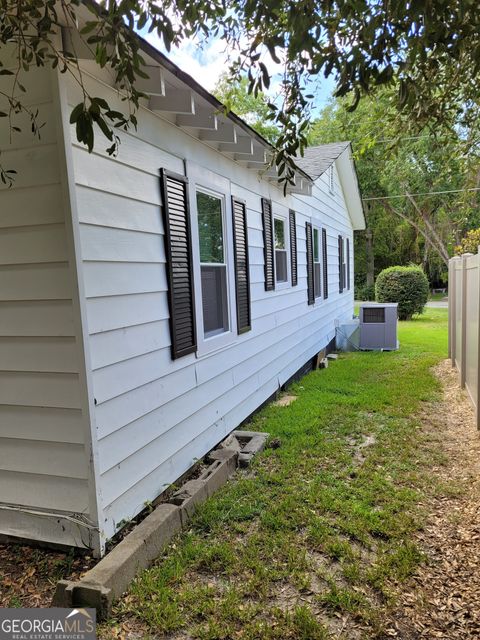 A home in Cochran