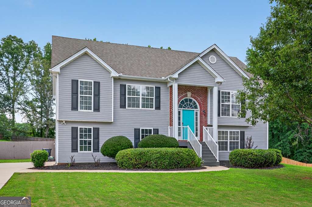 563 Bailey DR