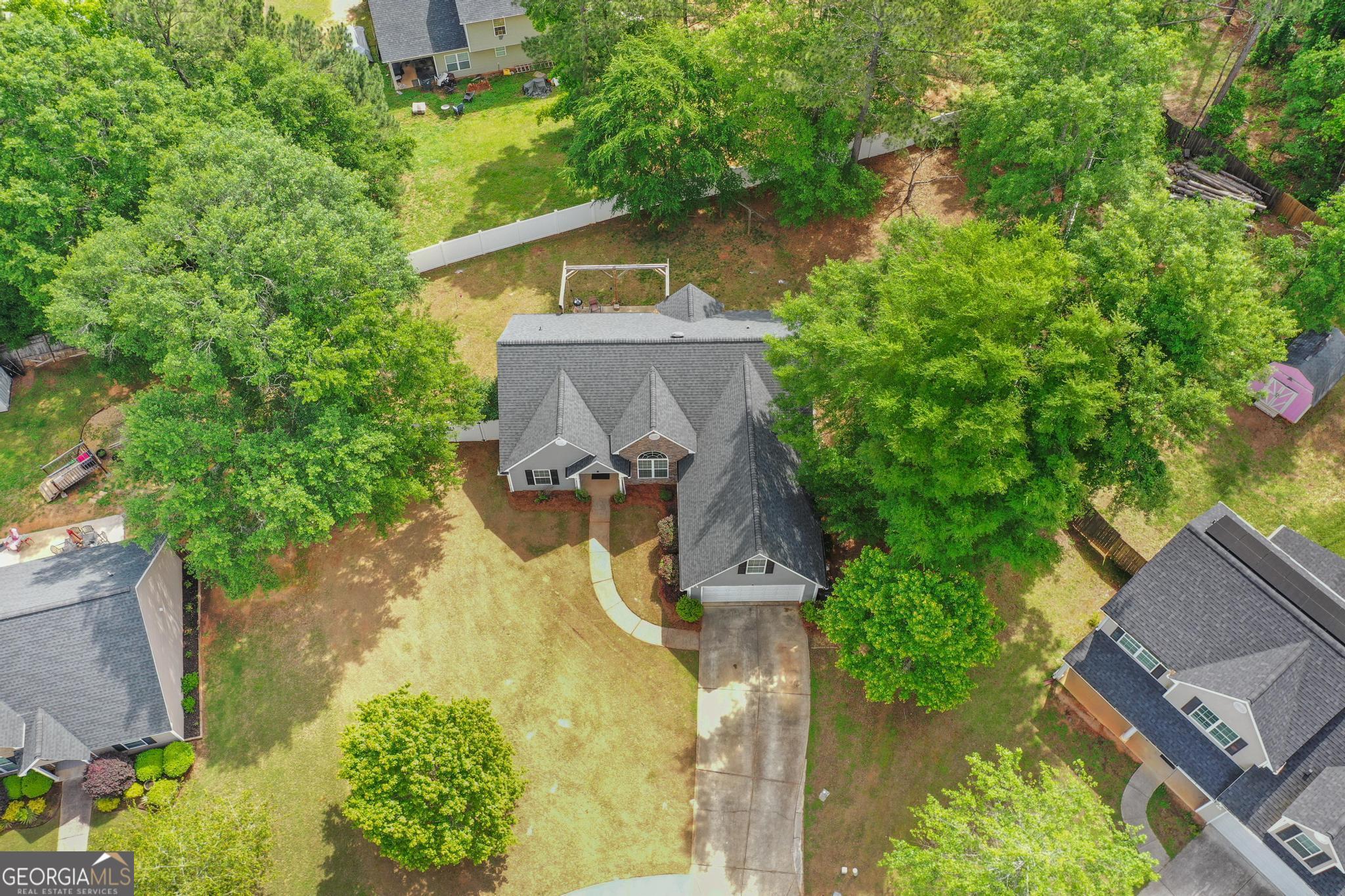 556 Walton DR