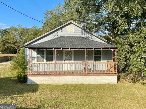 Photo of 1146 Old Covington Highway SE, Conyers, GA 30012 (MLS # 10587019)