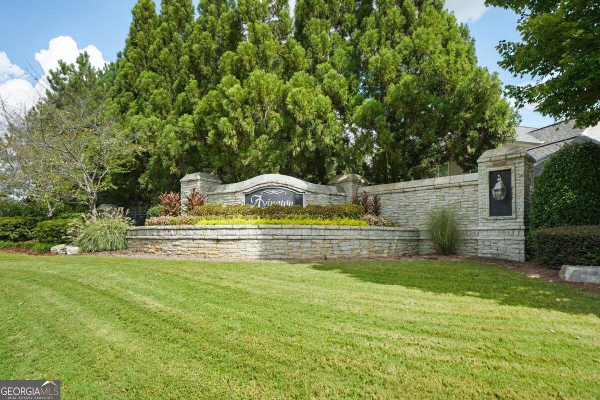 3170 Warbler WAY