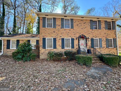 Photo of 1344 Oakcrest Drive SW, Atlanta, GA 30311 (MLS # 10658606)