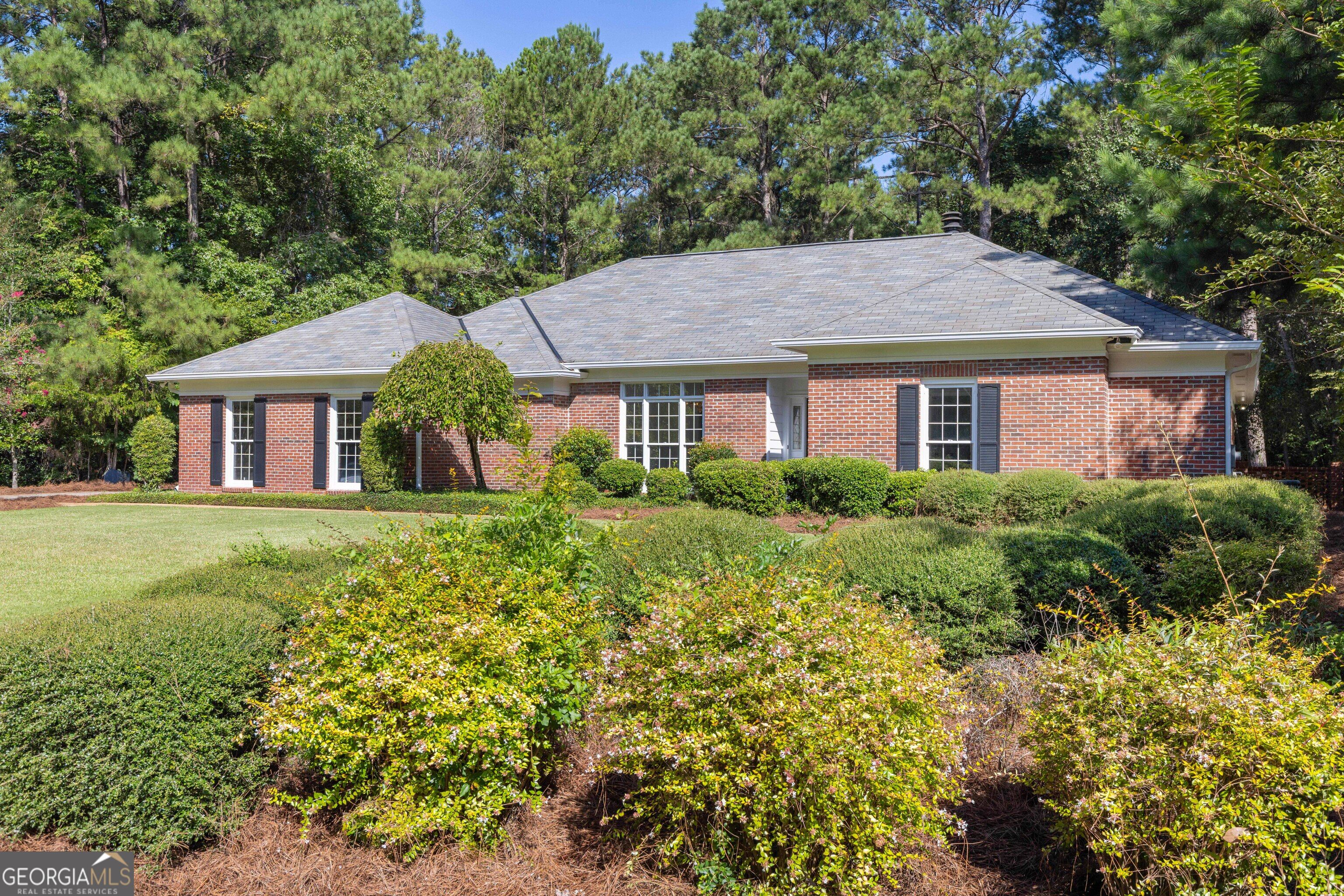 1107 Laurelwood RD